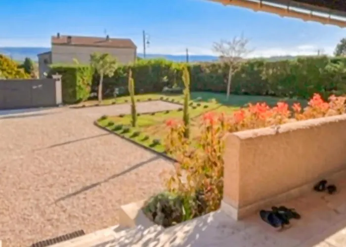 Gorgeous Home In Gargas
