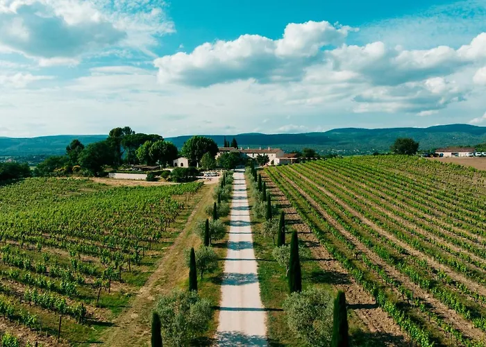 Domaine Perreal Les Gites