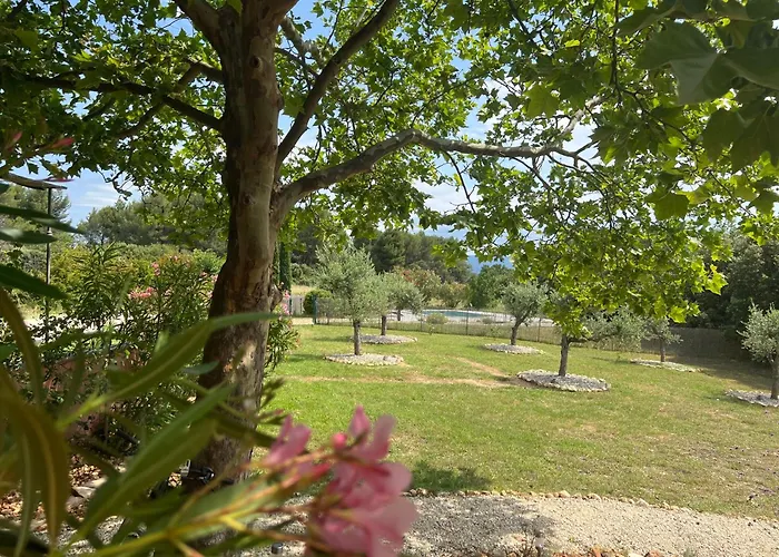 Proche Roussillon, La Villa Rouge Luberon, Piscine Chauffee, Climatisation Et Vue Luberon