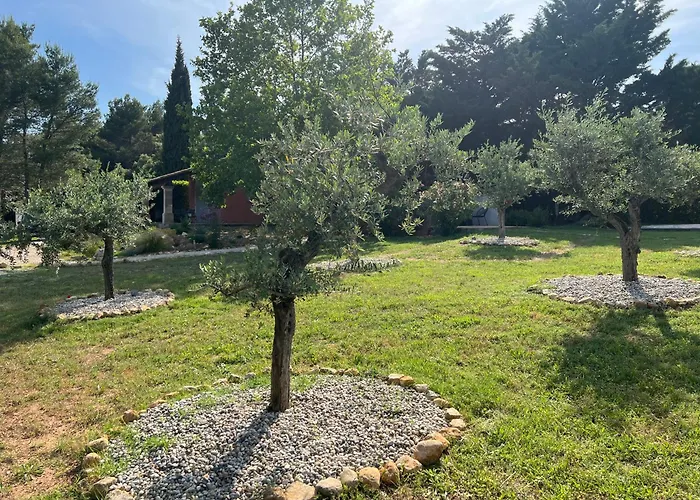 Proche Roussillon, La Villa Rouge Luberon, Piscine Chauffee, Climatisation Et Vue Luberon