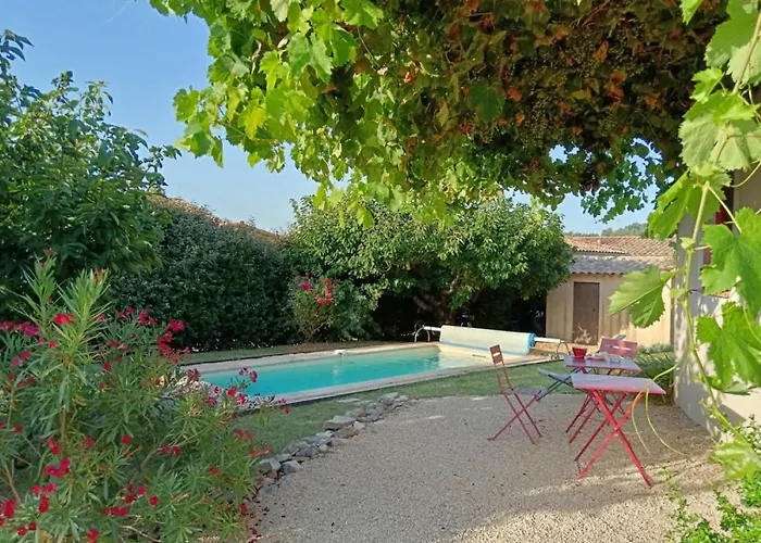 Le Petit Mas Des Hauts De Beyssan, Maison De Vacances Avec Piscine Privative Pour 2 Personnes